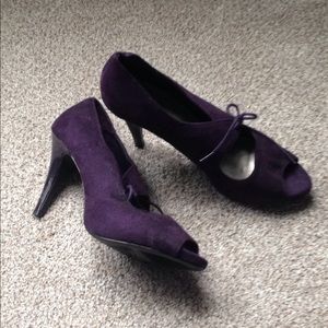 Purple suede peep toe